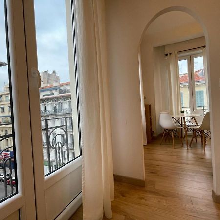 Nice Renting - Notre Dame - Cosy Loft Perfect View On The Roofs Buitenkant foto