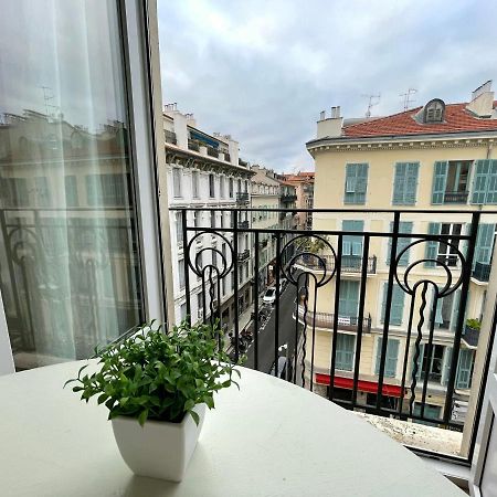 Nice Renting - Notre Dame - Cosy Loft Perfect View On The Roofs Buitenkant foto