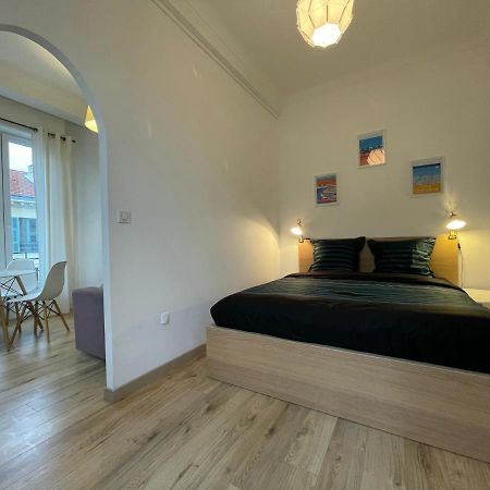 Nice Renting - Notre Dame - Cosy Loft Perfect View On The Roofs Buitenkant foto