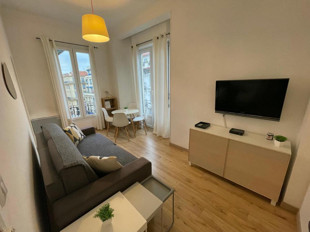 Nice Renting - Notre Dame - Cosy Loft Perfect View On The Roofs Buitenkant foto