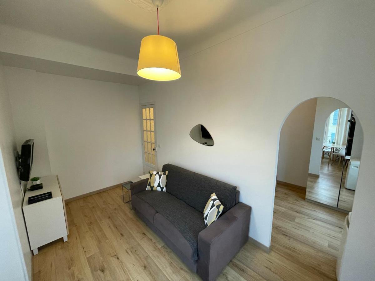 Nice Renting - Notre Dame - Cosy Loft Perfect View On The Roofs Buitenkant foto