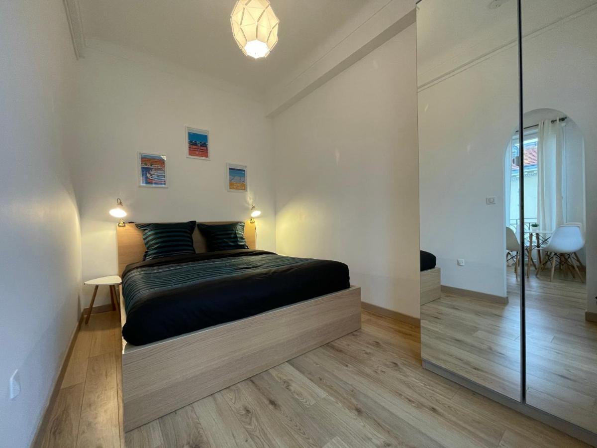 Nice Renting - Notre Dame - Cosy Loft Perfect View On The Roofs Buitenkant foto
